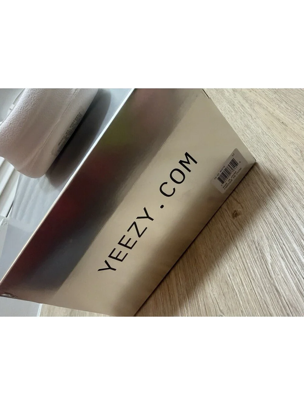 YS-01 WHITE Yeezy Slide